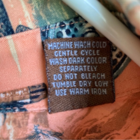 North River, Men’s button down 100% cotton fishing lover shirt. Gently worn. - Picture 6 of 6